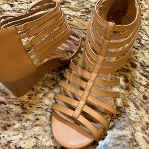 Tan Wedges